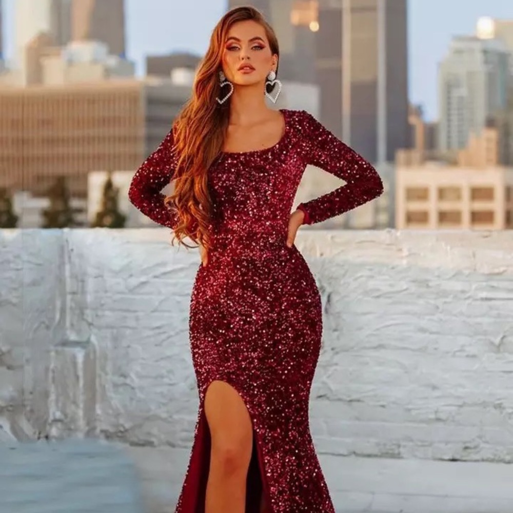 Luxury Burgundy Long Sleeve Sequin Floor Evening Dress Stretch